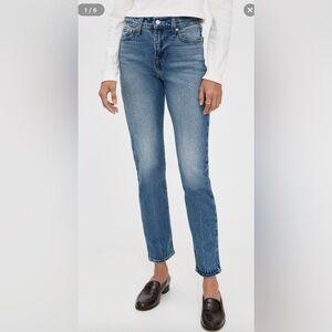 Levi’s Wedgie jeans